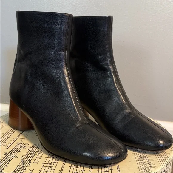 Mansur Gavriel Glove Boots Black Lambskin Leather SZ 7 - Picture 3 of 12